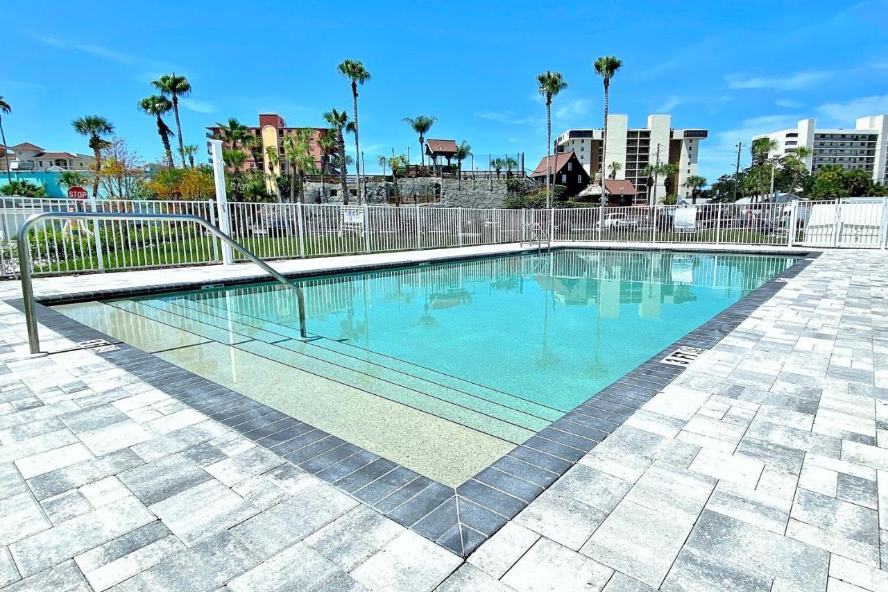 Apartamento Madeira Del Mar 303 St. Pete Beach Exterior foto